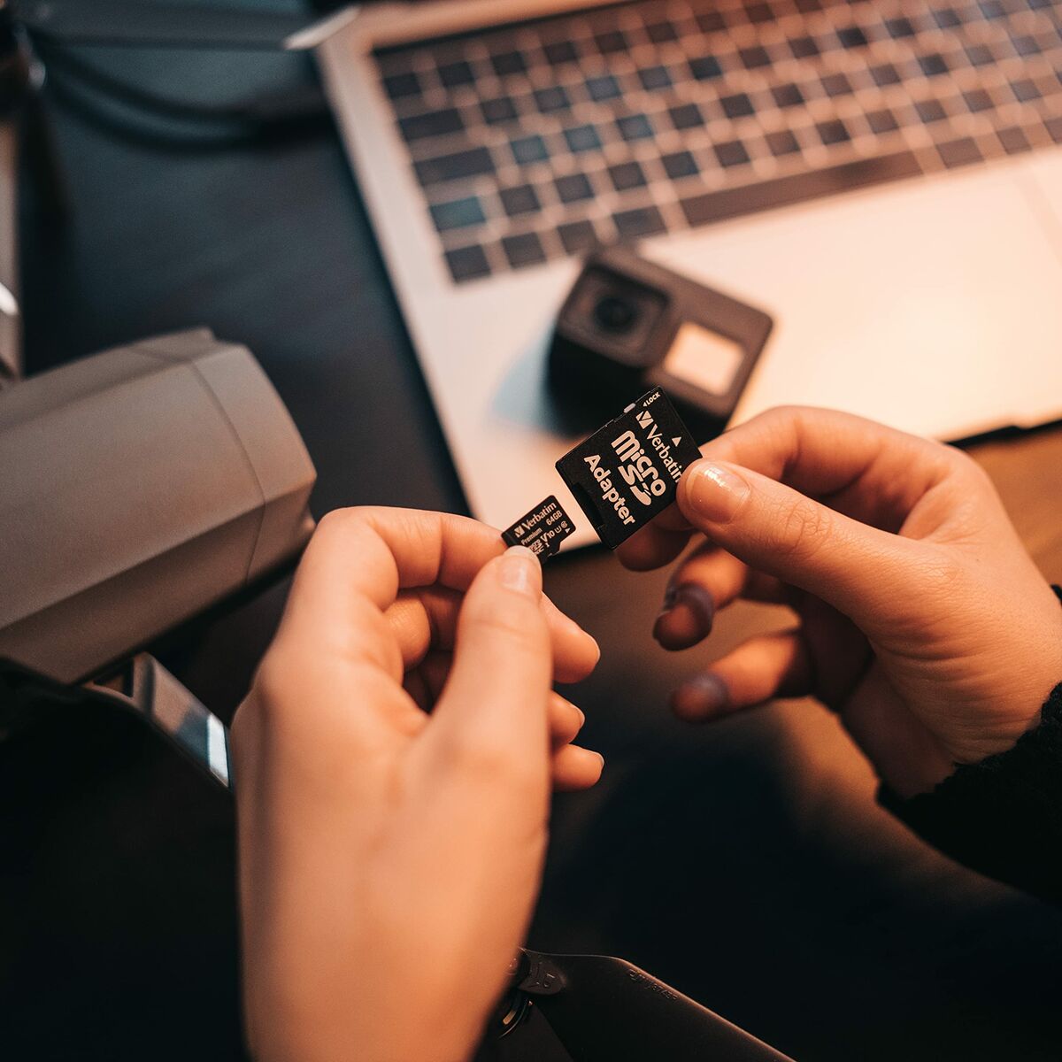 Obrazek Micro SD Memory Card with Adaptor Verbatim 44087