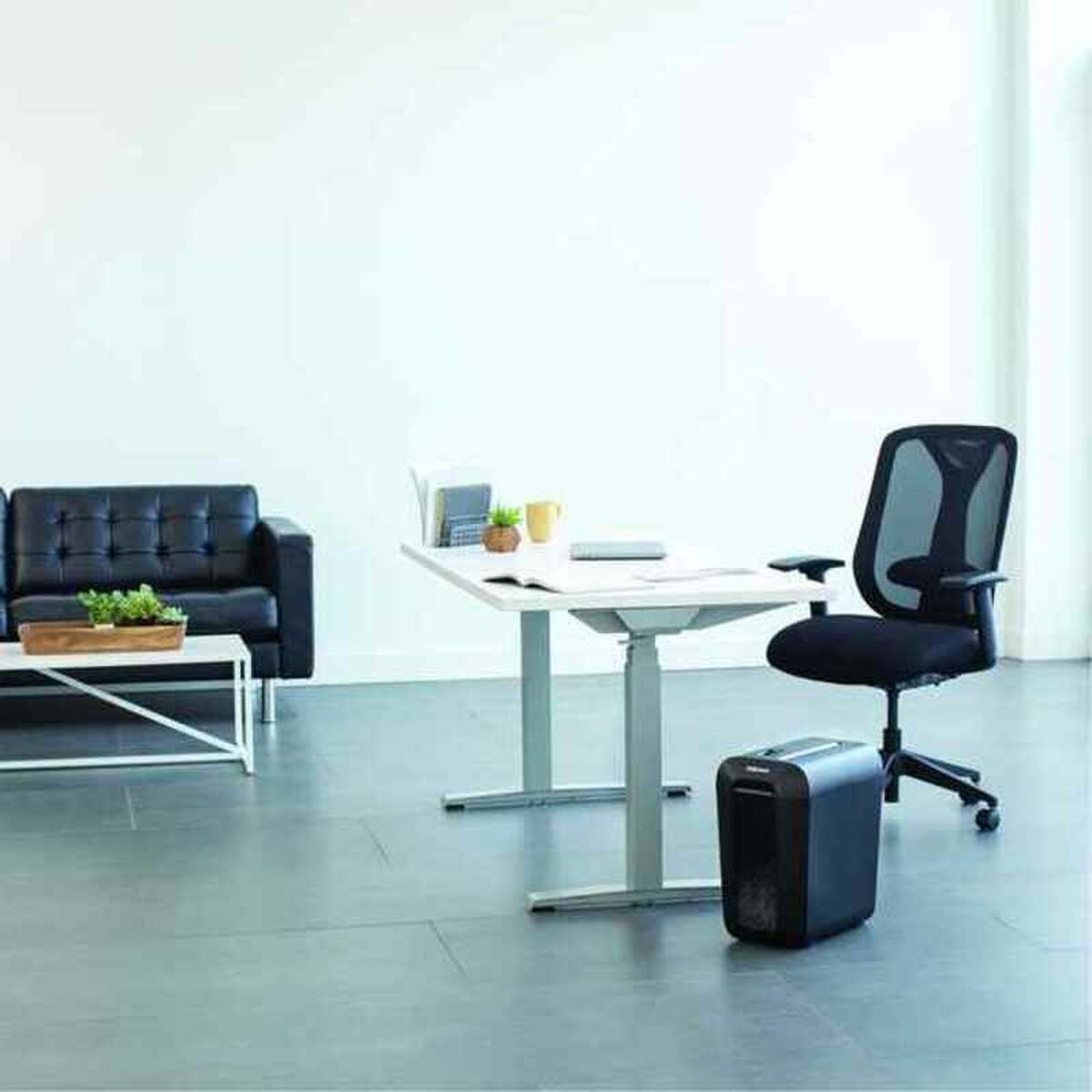 Bild von Micro-Cut Paper Shredder Fellowes LX65 22 L 10 Sheets 4 x 40 mm Black