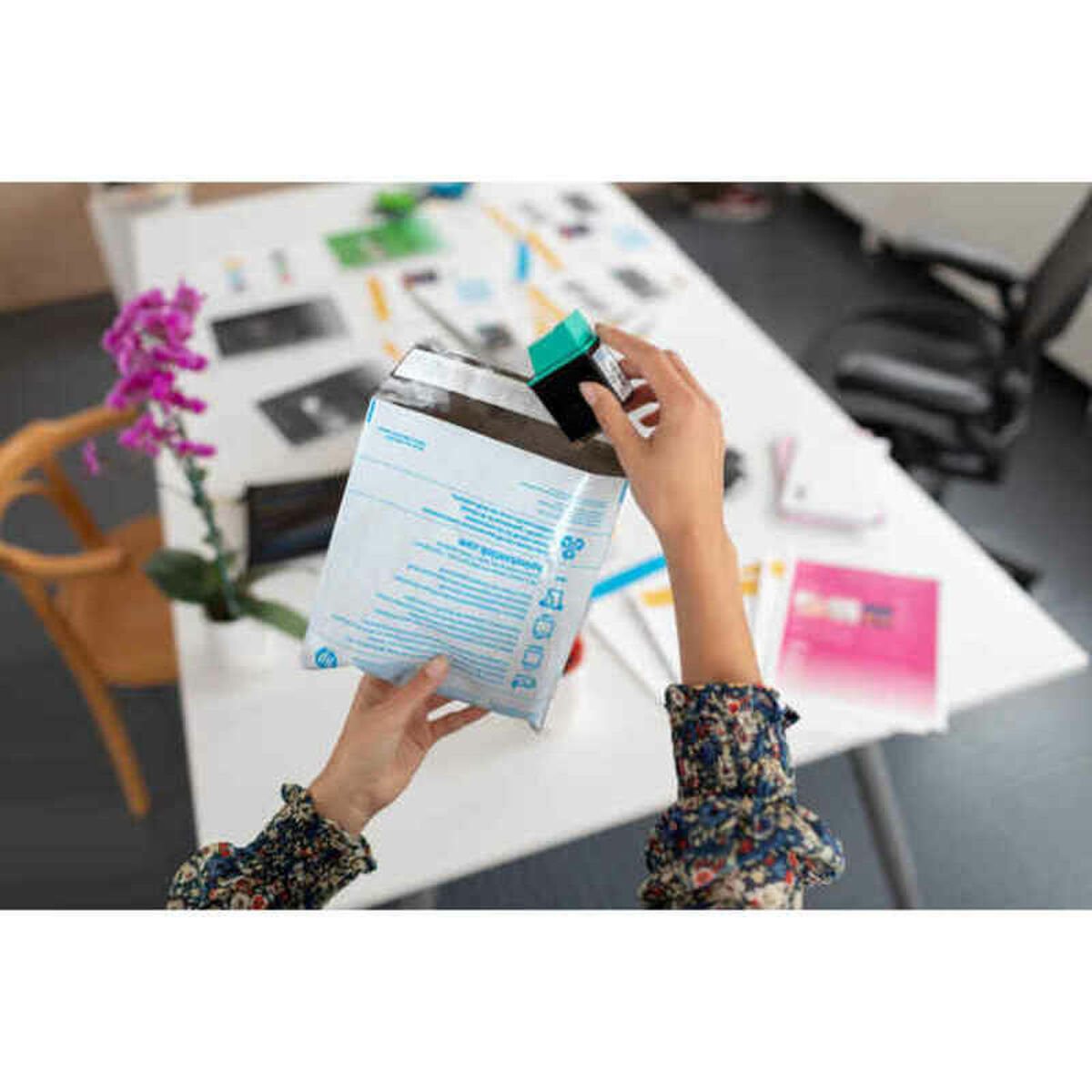 Picture of Original Ink Cartridge HP 963 Cyan