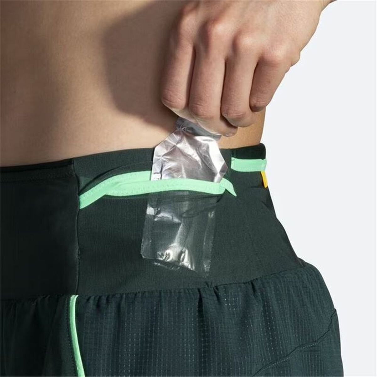 Sports Shorts for Women Brooks High Point 3″ 2-in-1 2.0 Green