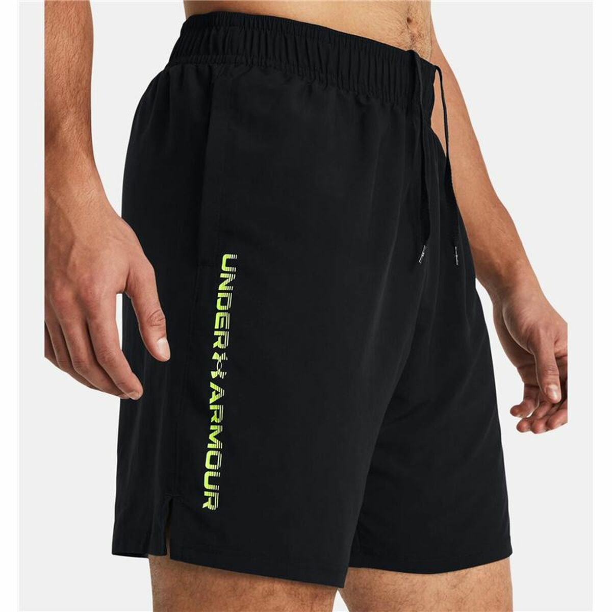 Men’s Sports Shorts Under Armour Wordmark