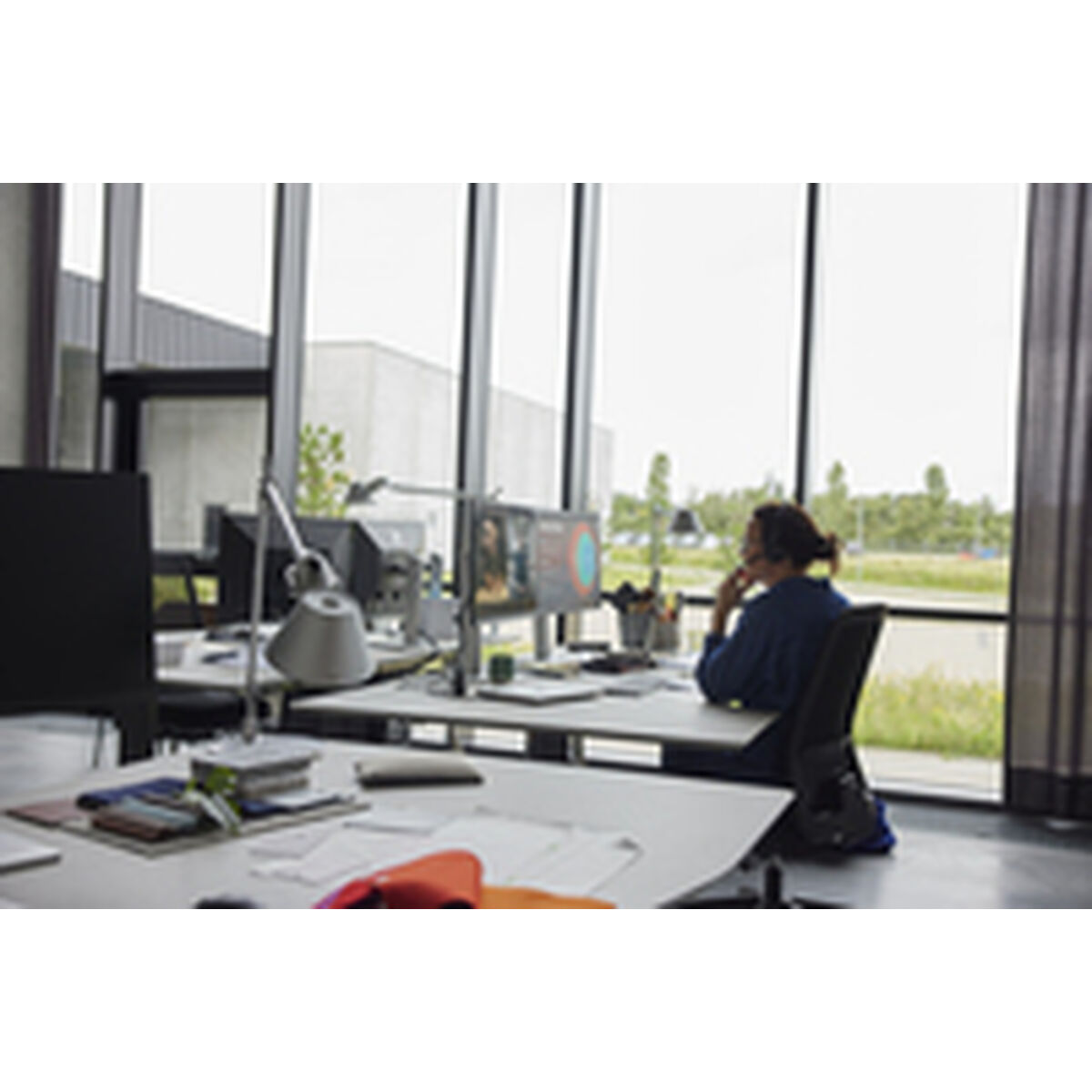 Afbeeldingen van Headphones Poly 8L5A7AA#ABB Black