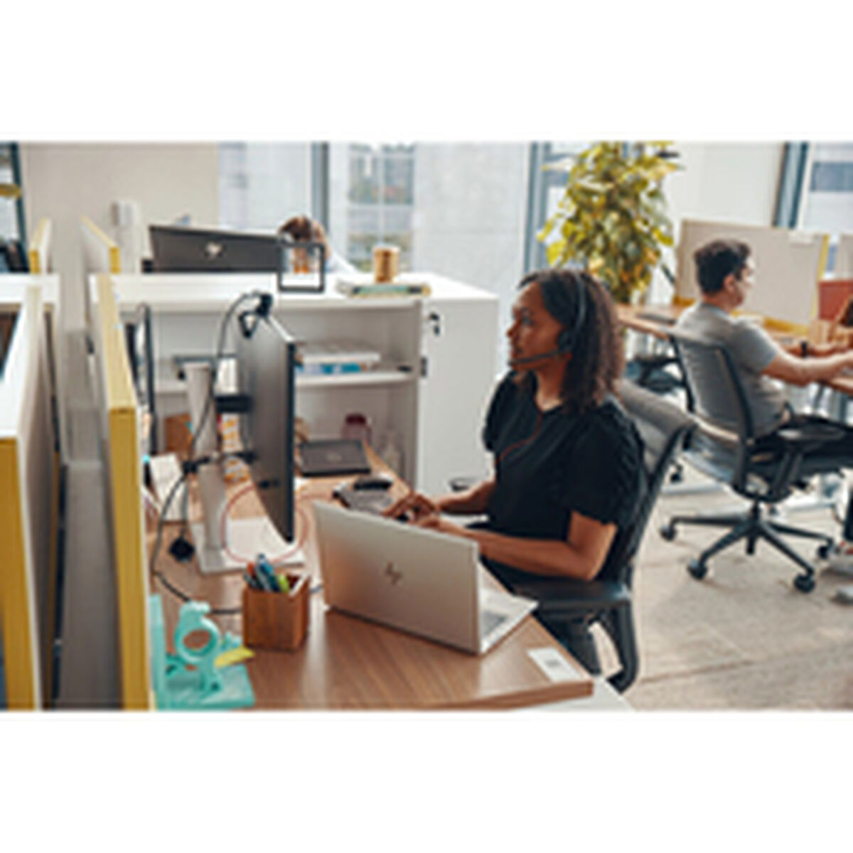 Image de Headphones with Microphone Poly 8X228A6 Black