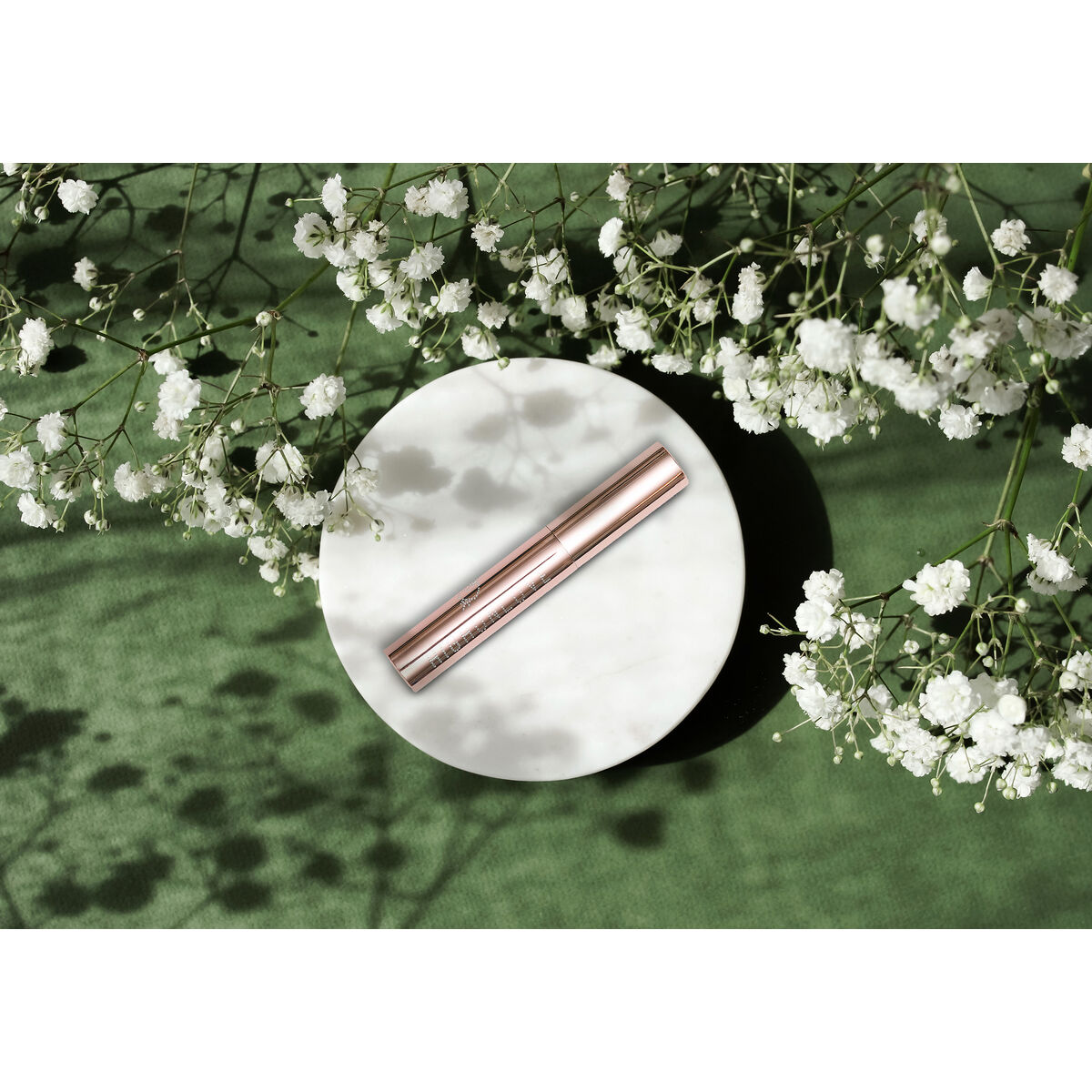 Lesk na rty Highonlove