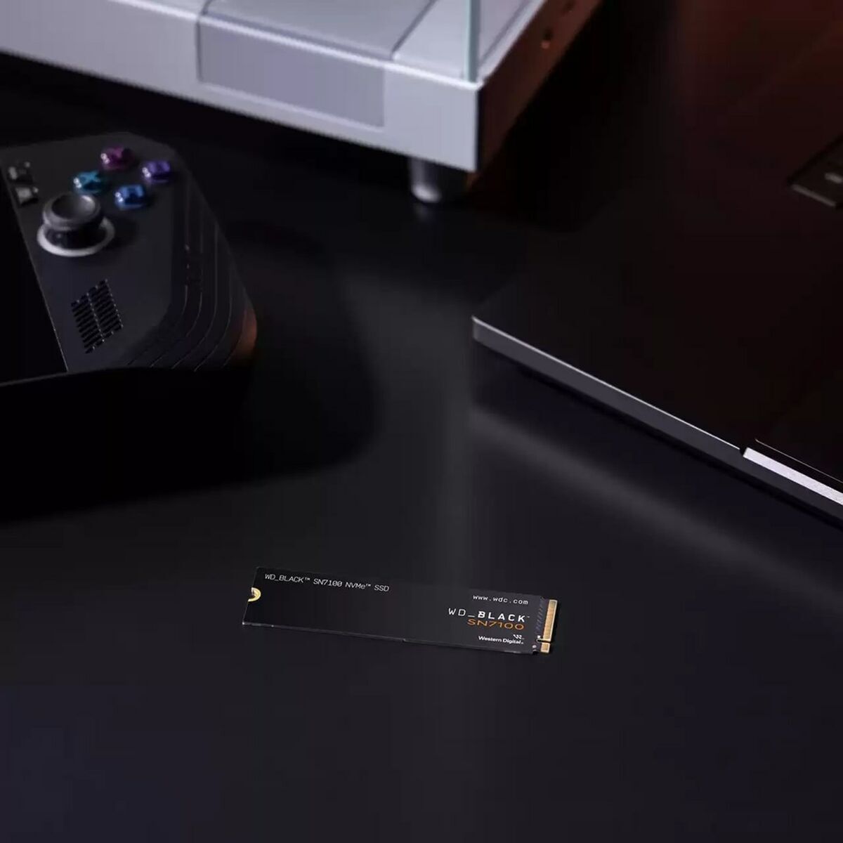 Picture of Hard Drive Western Digital WDS100T4X0E 1 TB SSD