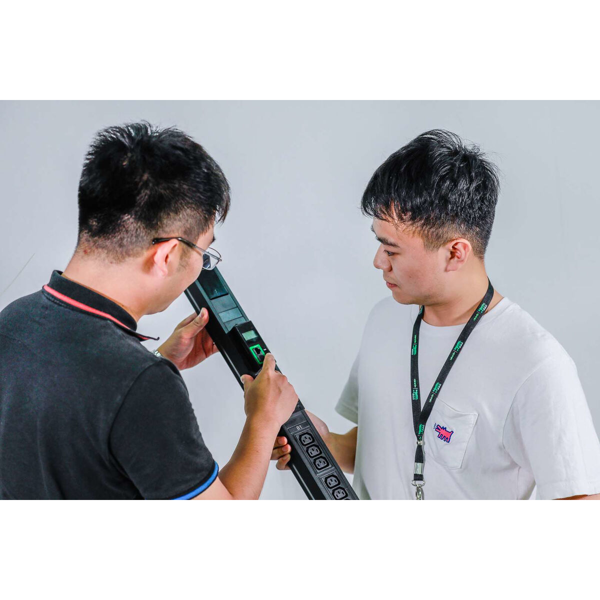 Picture of Wall-mounted Rack Cabinet APC EPDU1216M 