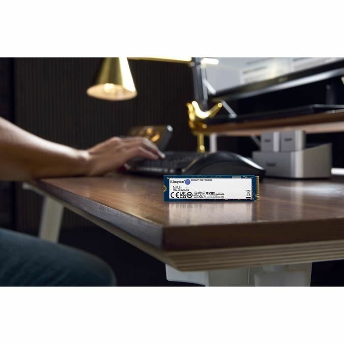 Picture of Hard Drive Kingston SNV3S/2000G 2 TB SSD