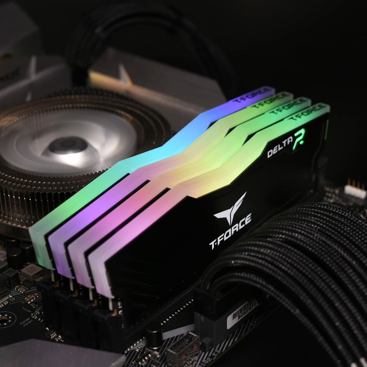 Afbeeldingen van RAM Memory Team Group TF3D416G3600HC18JDC01 8 GB 16 GB DDR4 3600 MHz CL18