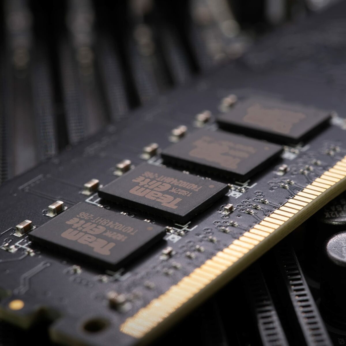 Afbeeldingen van RAM Memory Team Group TED516G4800C4001