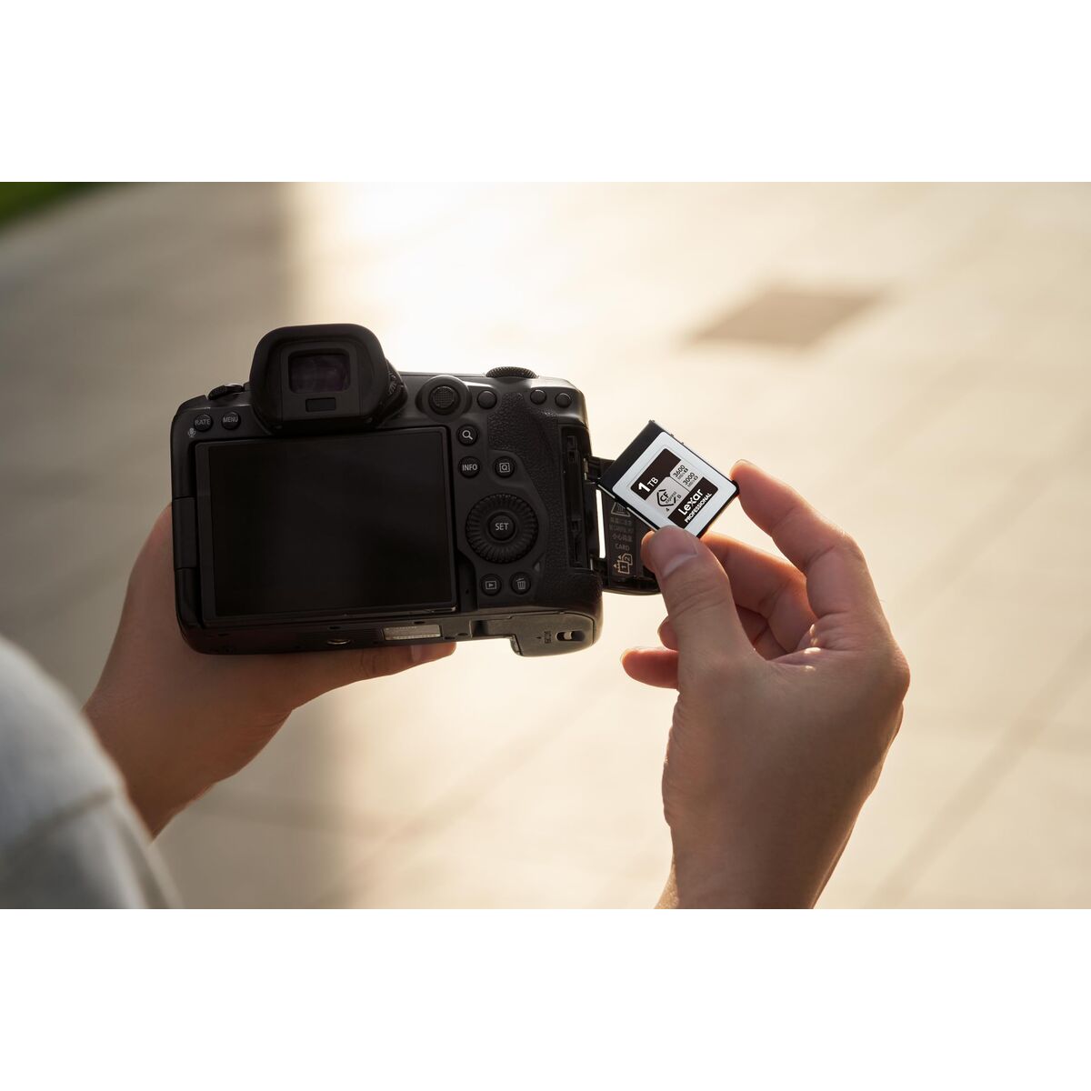 Obrazek Memory Card CF Lexar LCXEXS4001T-RNENG 1 TB