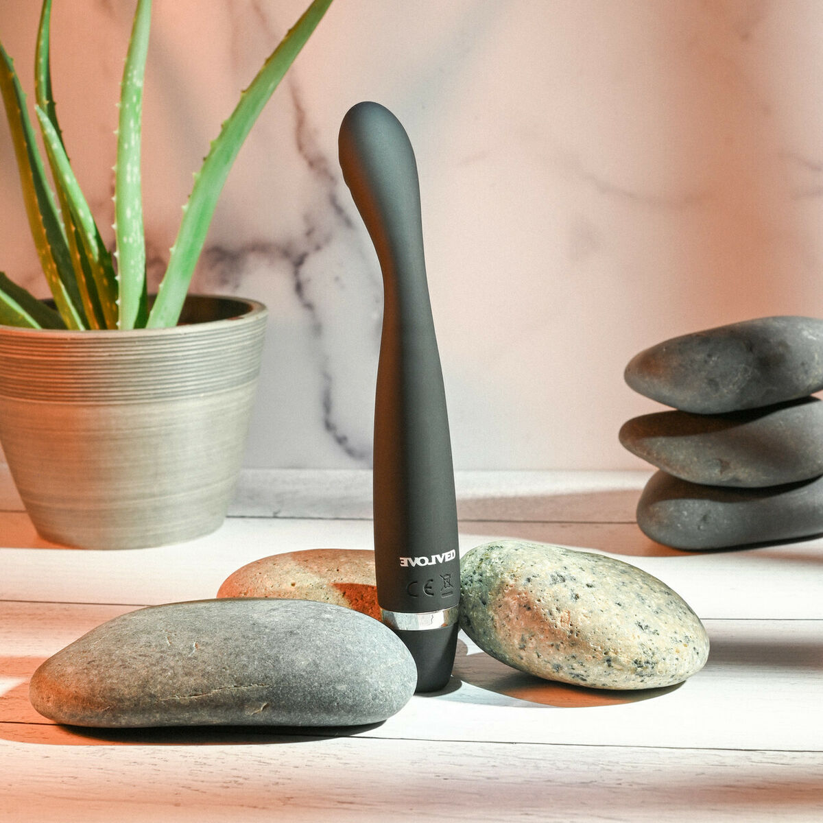 Vibrátor na bod G Evolved Černý