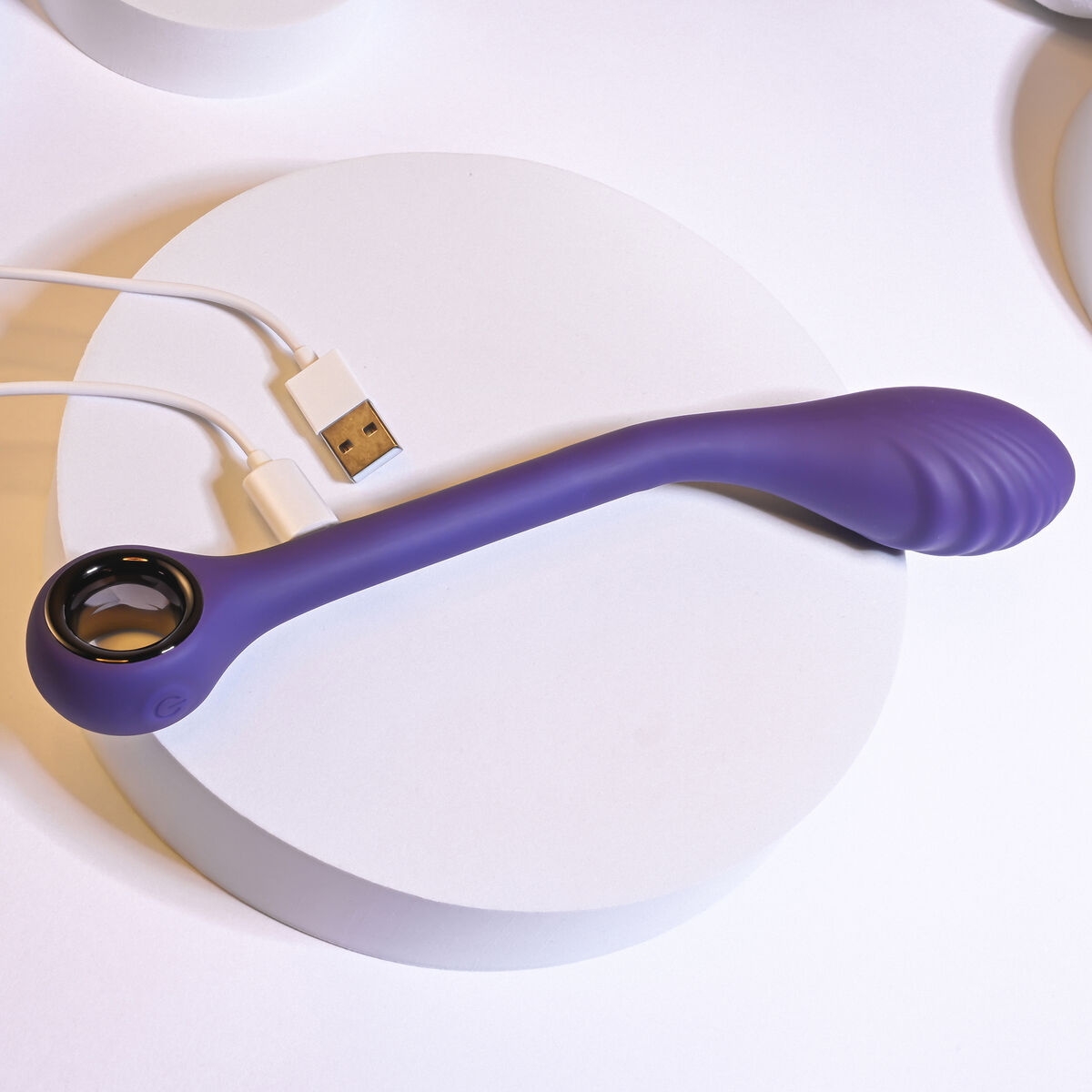 Vibrátor na bod G Playboy Playboy Fialový