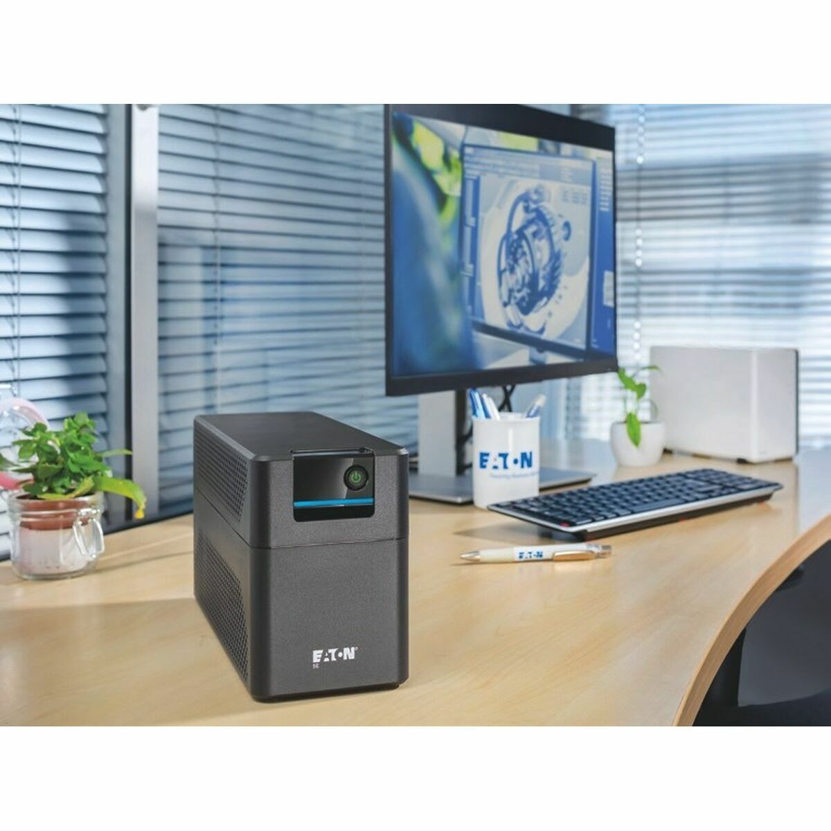 Uninterruptible Power Supply System Interactive UPS Eaton 5E Gen2 900 USB 220 V 240 V