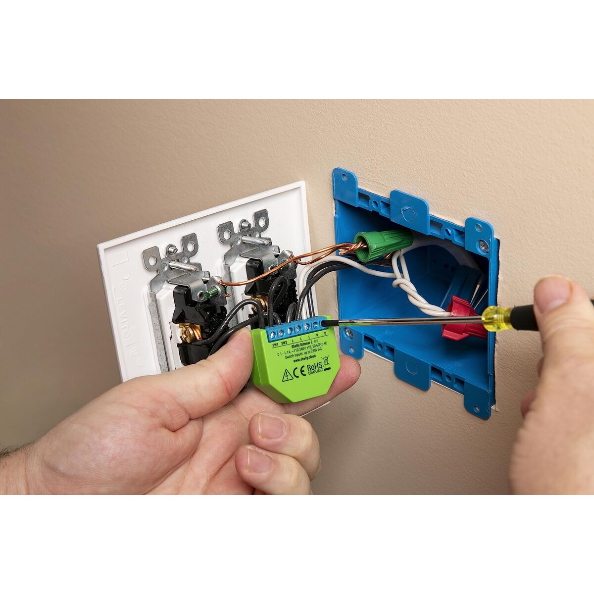 Wi-Fi switch module Shelly Dimmer 2 240 V 2 A