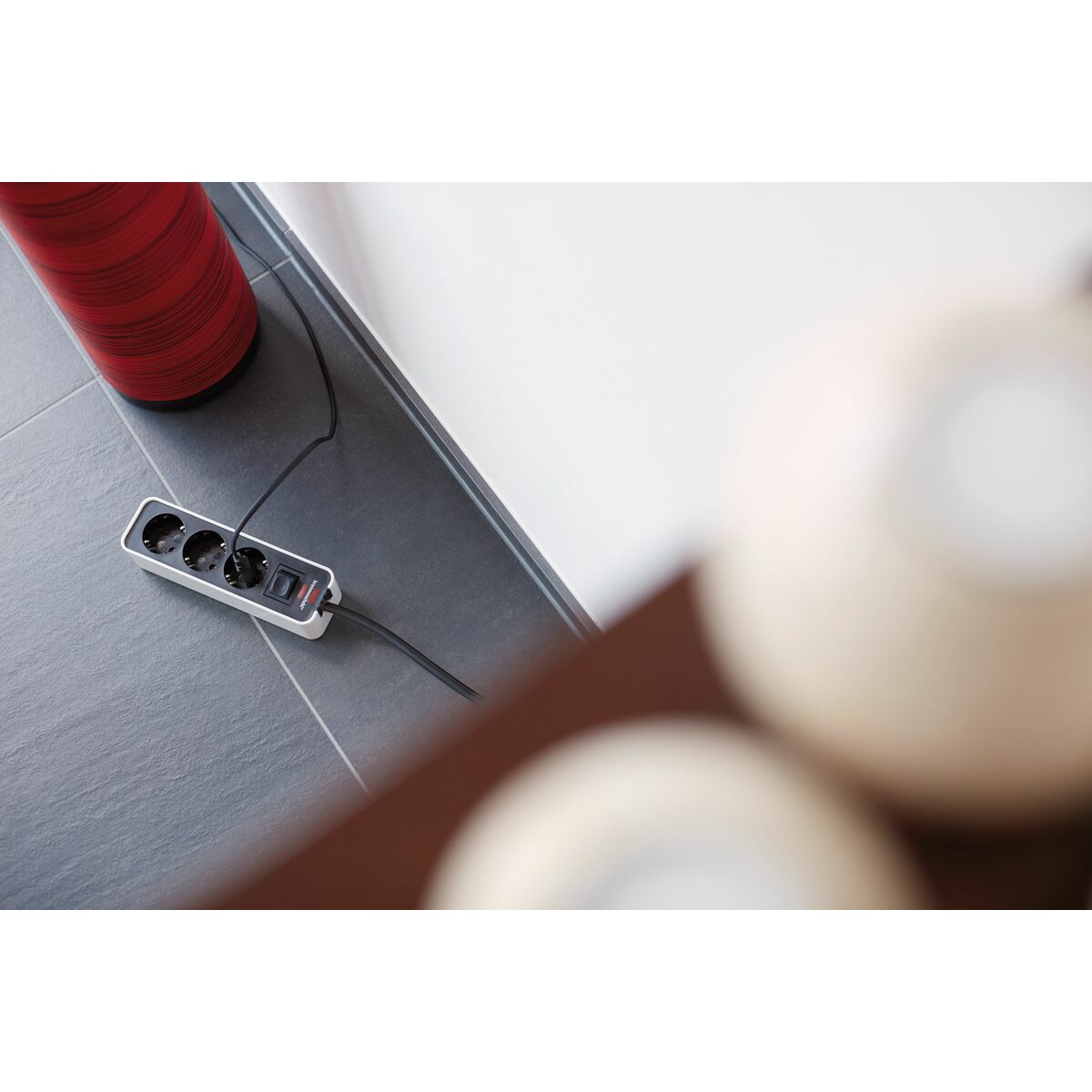 Afbeeldingen van 3-socket plugboard with power switch Brennenstuhl Ecolor 3600 W (1,5 m)