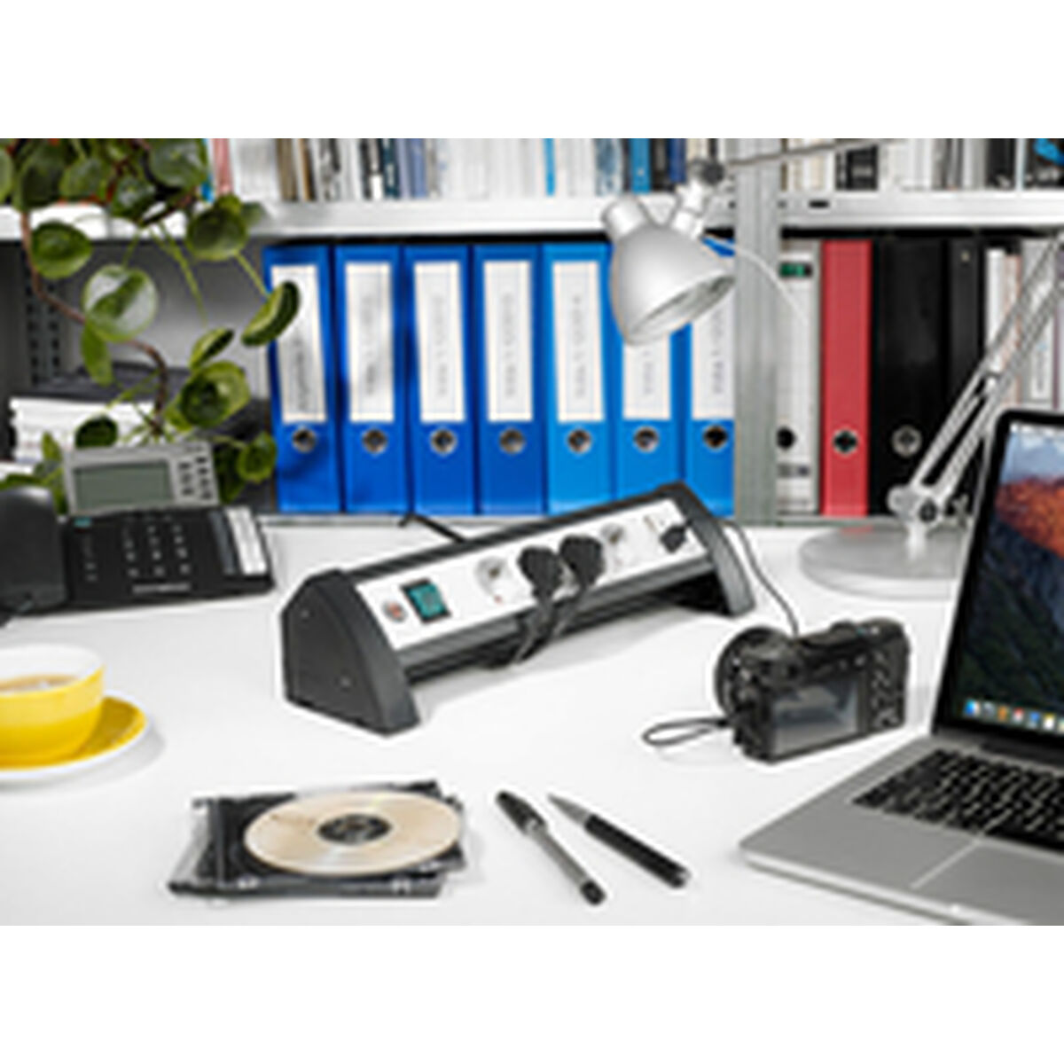 Picture of 4-socket plugboard with power switch Brennenstuhl Premium-Office-Line 3600 W Black USB x 2 (1,8 m)