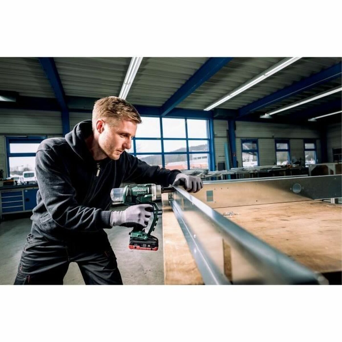 Wkrętak elektryczny Metabo NP 18 LTX