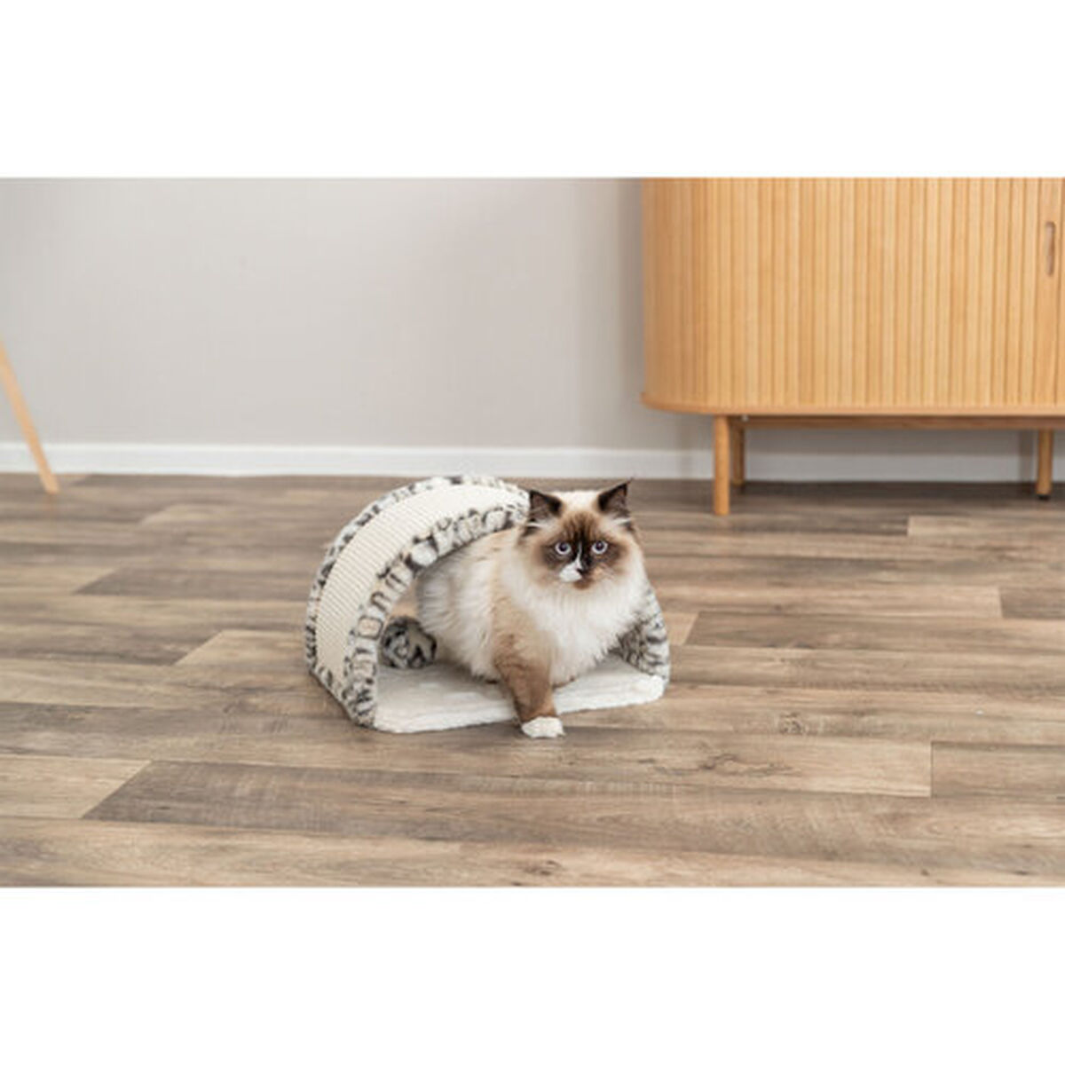 Scratching Post for Cats Trixie Leo Cream 25 cm, view 6