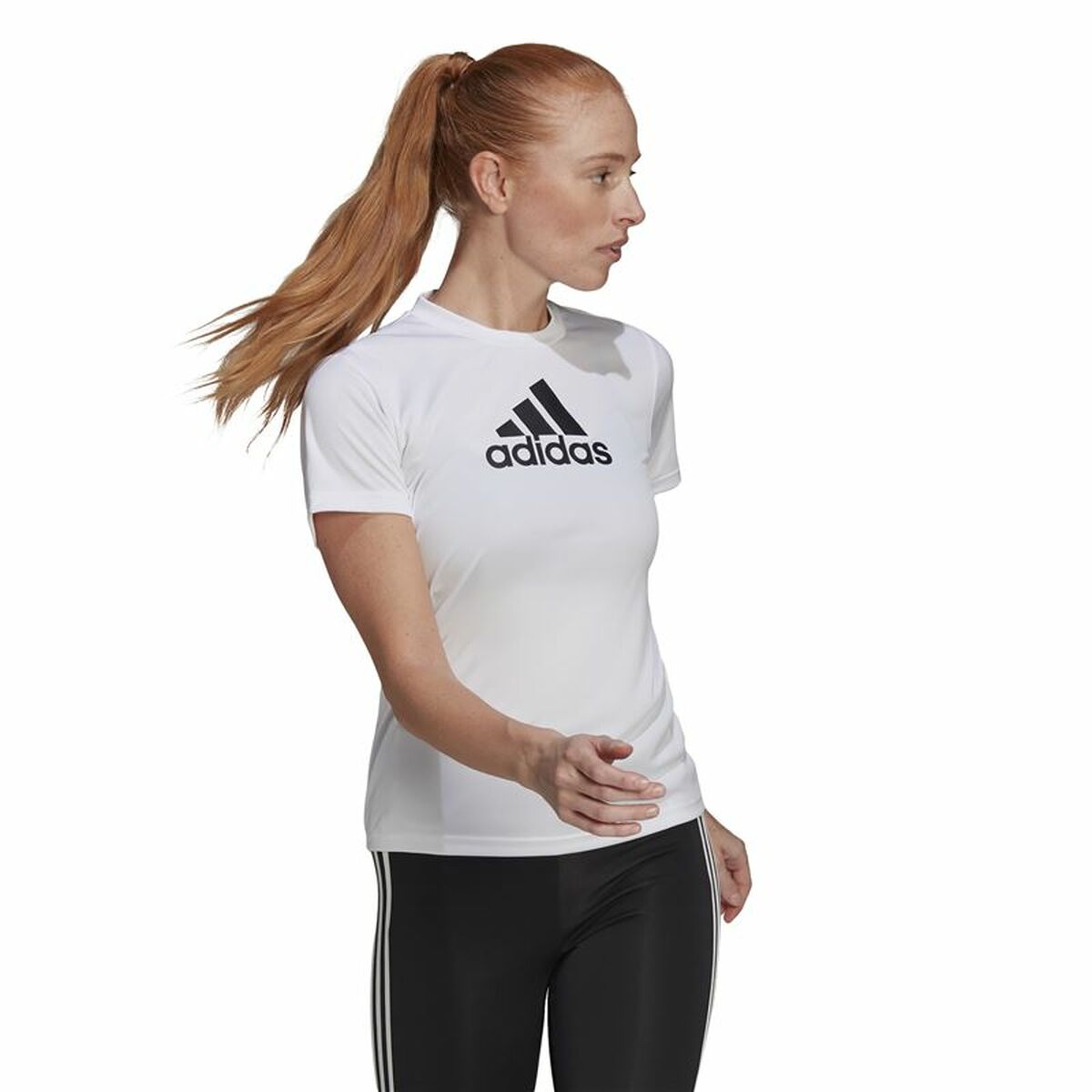 T-shirt à manches courtes femme Adidas Primeblue D2M Logo Sport  Blanc