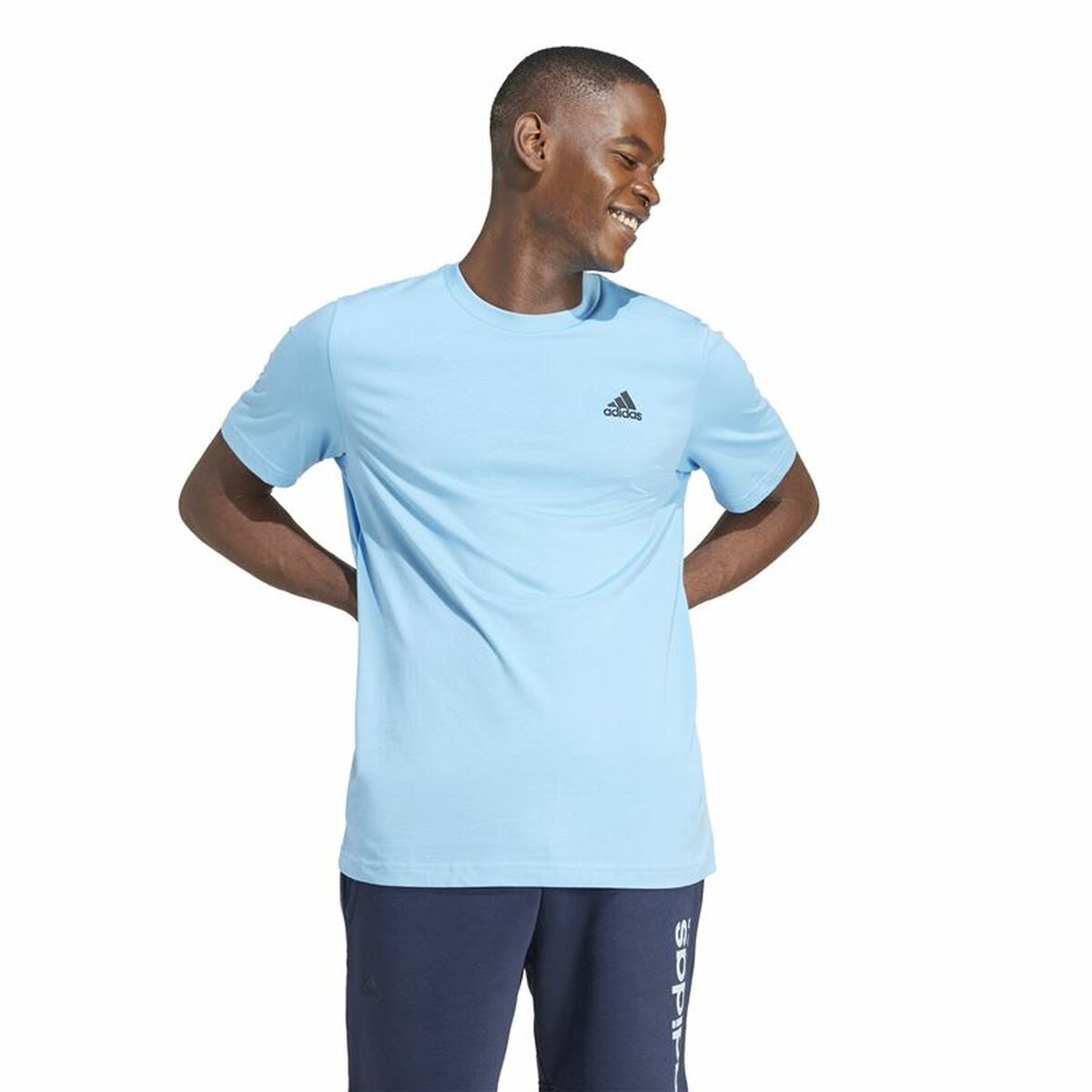 Image secondaire de T-shirt à manches courtes homme Adidas Badge Of Sport Bleu XL