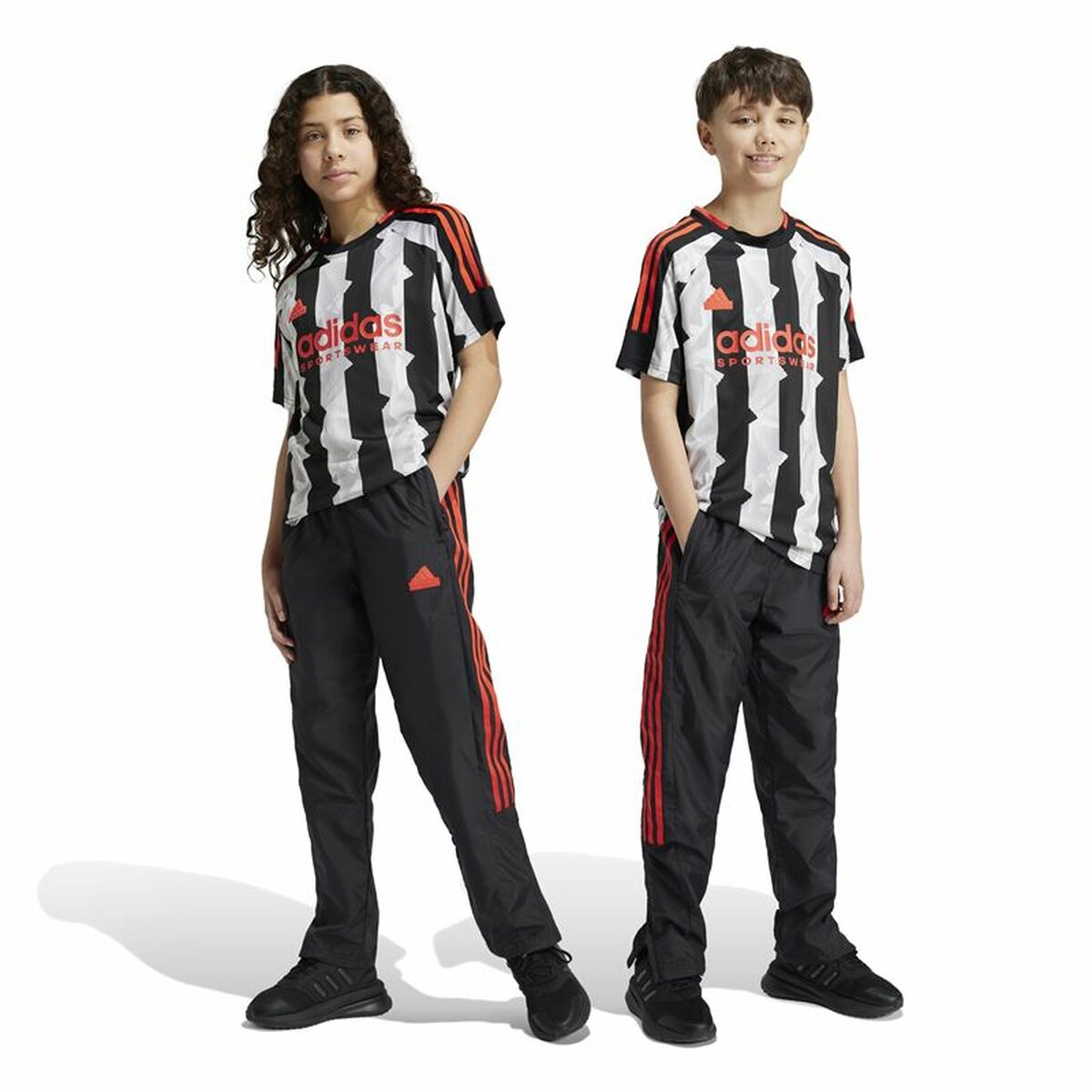 Image secondaire de Pantalon de sport long Adidas Tiro Woven Noir Unisexe