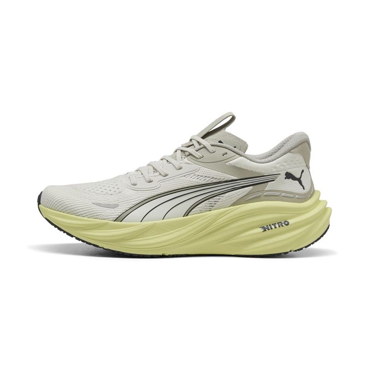 Hardloopschoenen voor Volwassenen Puma Magnify Nitro 3 Beige