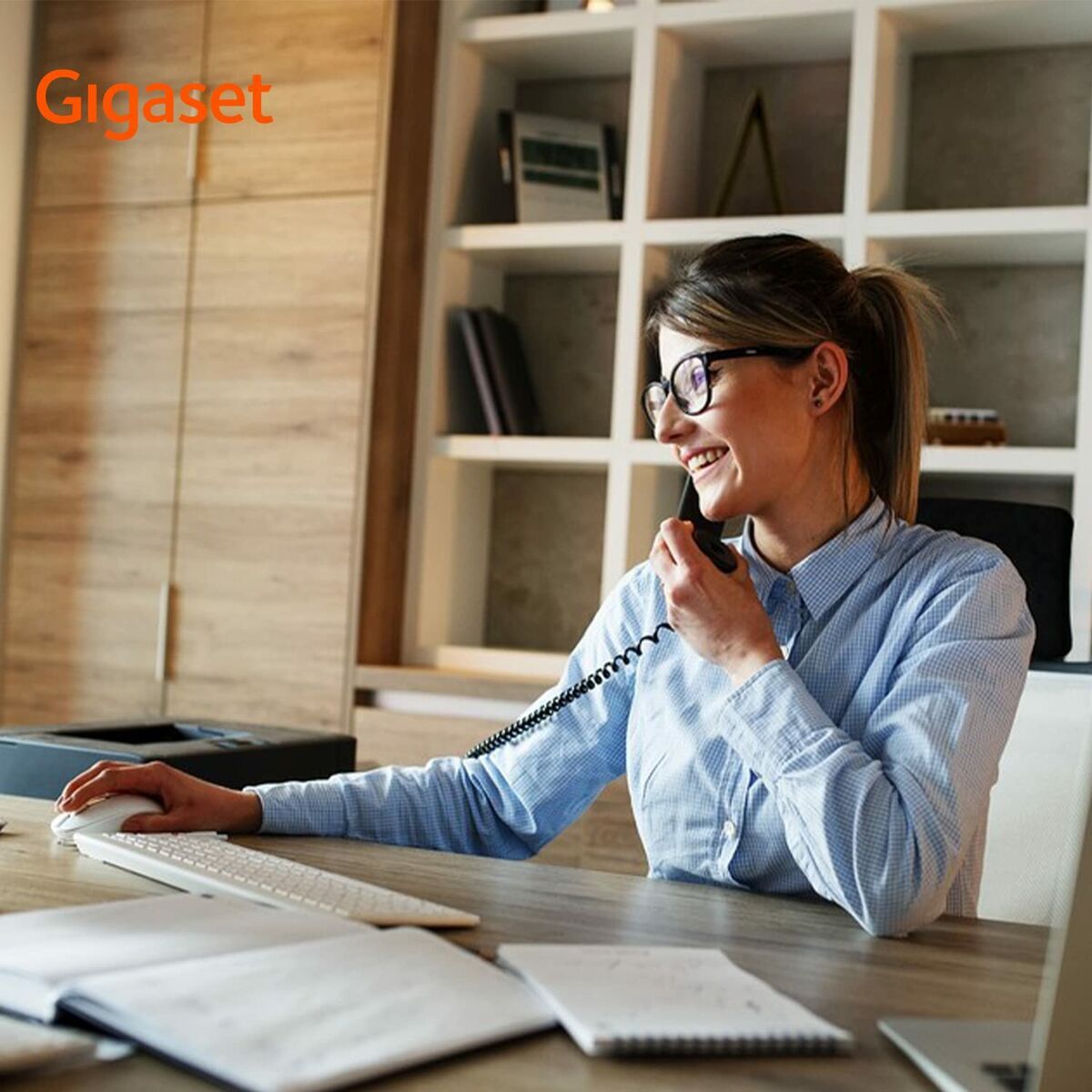 Fiksuotojo ryšio telefonas Gigaset DESK 200 Juoda
