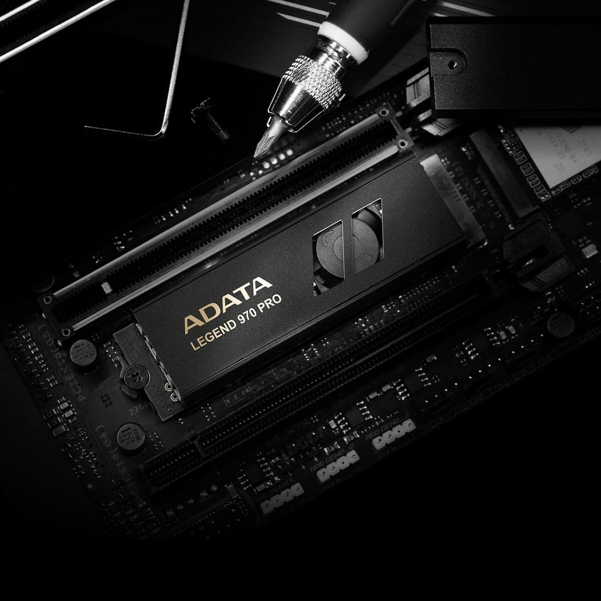 Picture of Hard Drive Adata SLEG-970P-4TCI 4 TB SSD