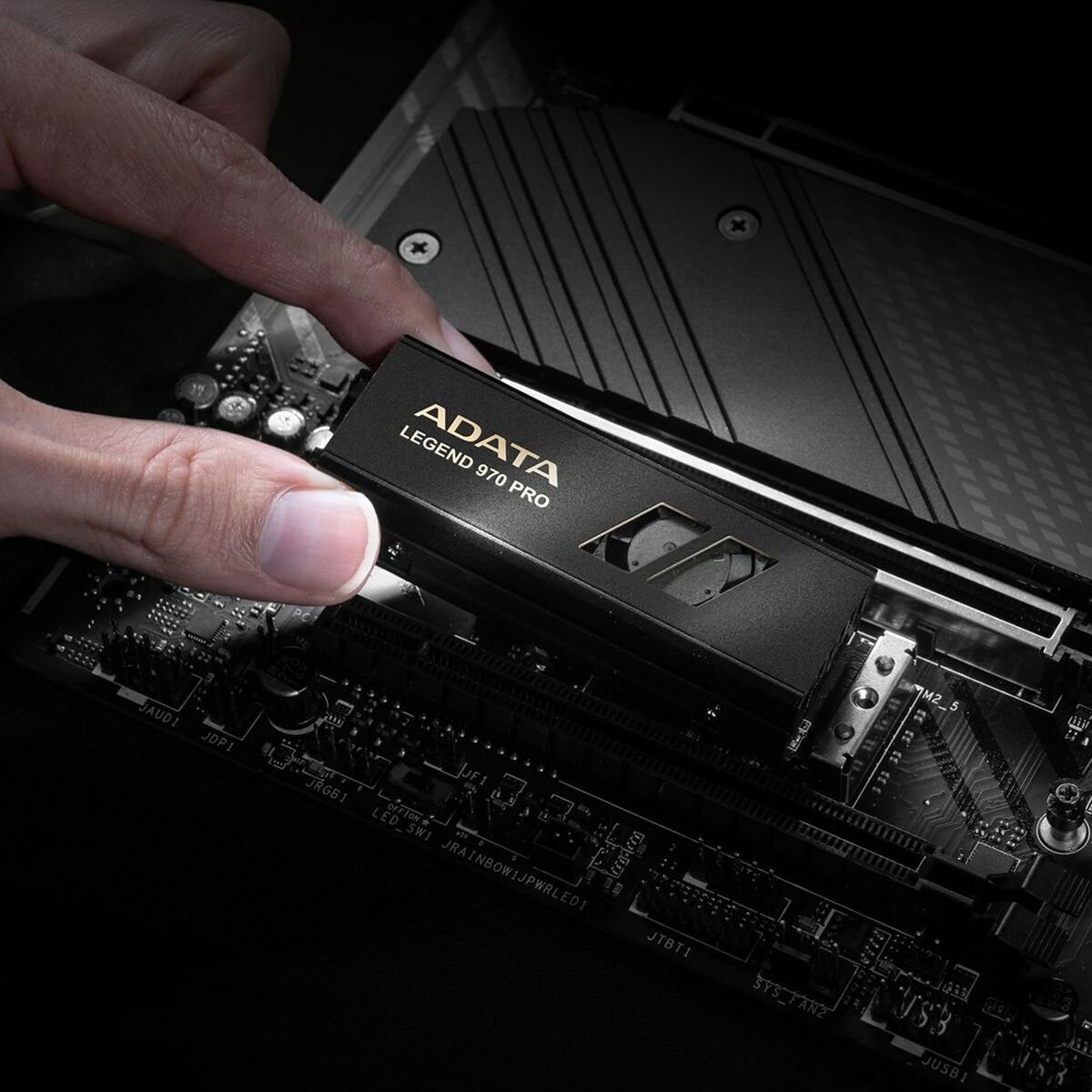 Picture of Hard Drive Adata SLEG-970P-4TCI 4 TB SSD