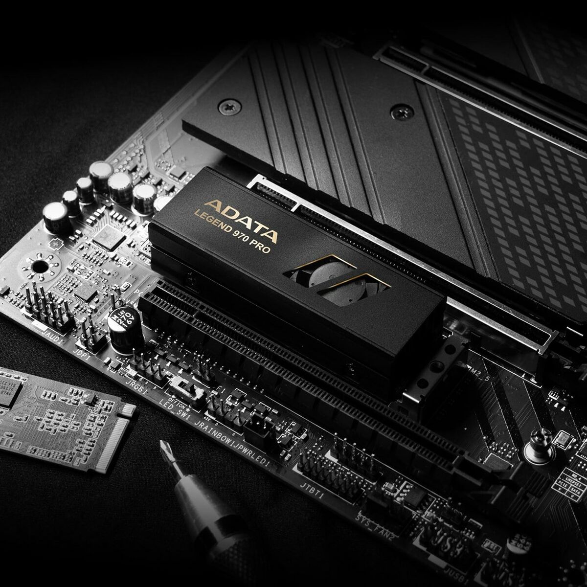 Picture of Hard Drive Adata SLEG-970P-4TCI 4 TB SSD