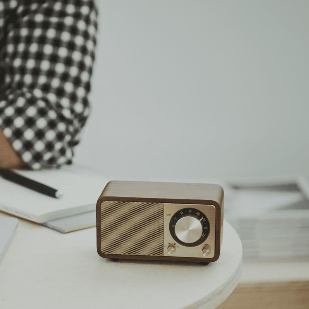 Afbeeldingen van Portable Bluetooth Radio Sangean Retro Wood FM