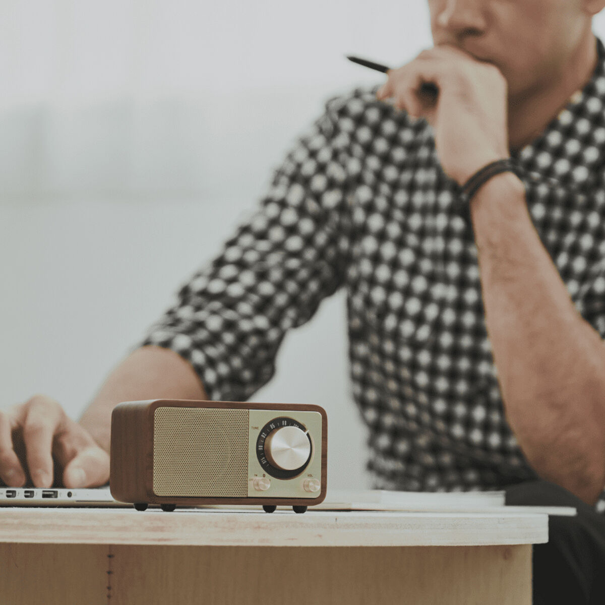 Afbeeldingen van Portable Bluetooth Radio Sangean Retro Wood FM