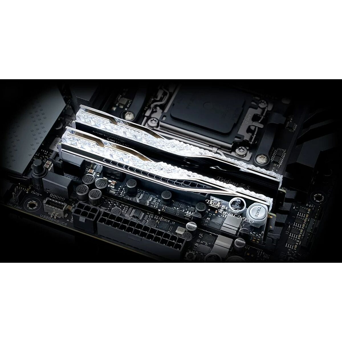 Afbeeldingen van RAM Memory GSKILL Trident Z5 Royal Neo F5-6000J3036F48GX2-TR5NS 96 GB DDR5 cl30