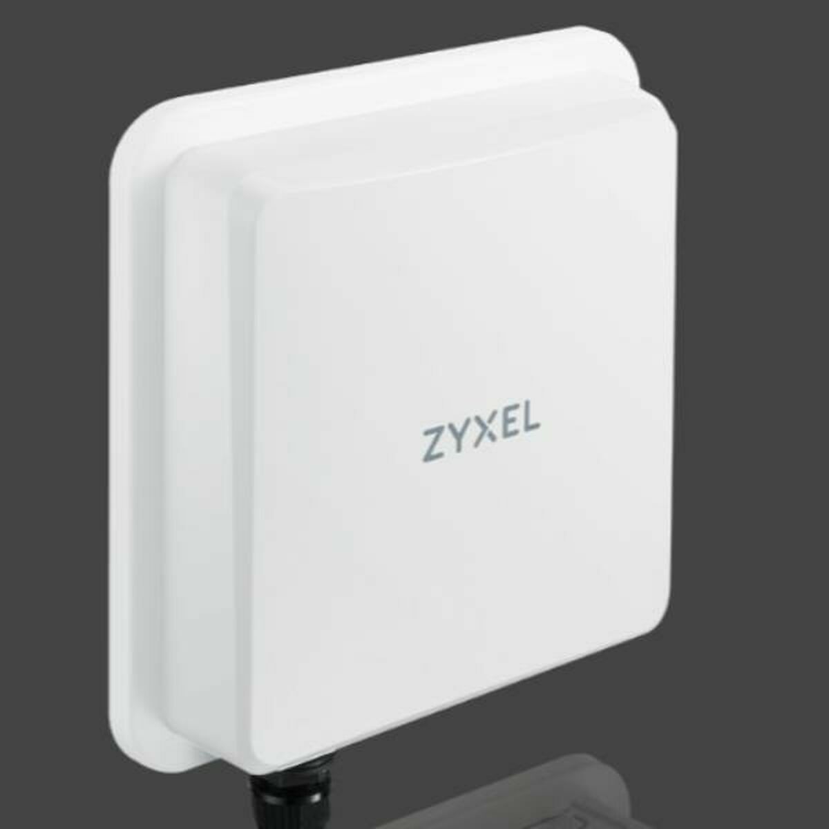 Afbeeldingen van Modem ZyXEL FWA-710-EU0102F