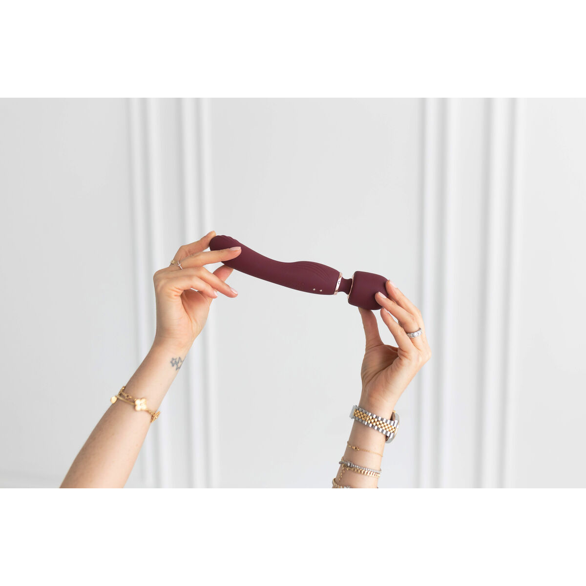 Masér Le Wand Fialový