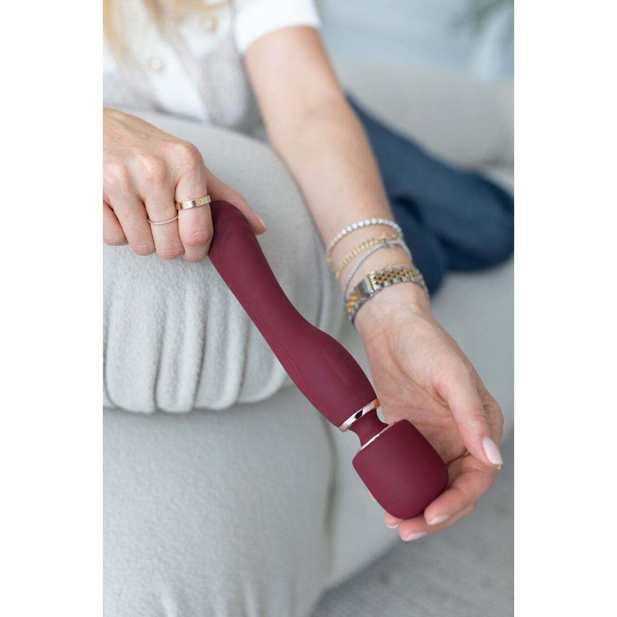 Masér Le Wand Fialový