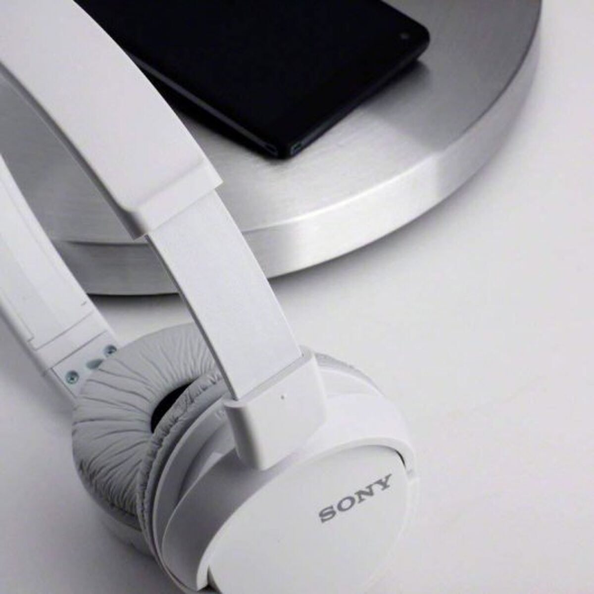 Headphones with Microphone Sony MDR-ZX110AP White