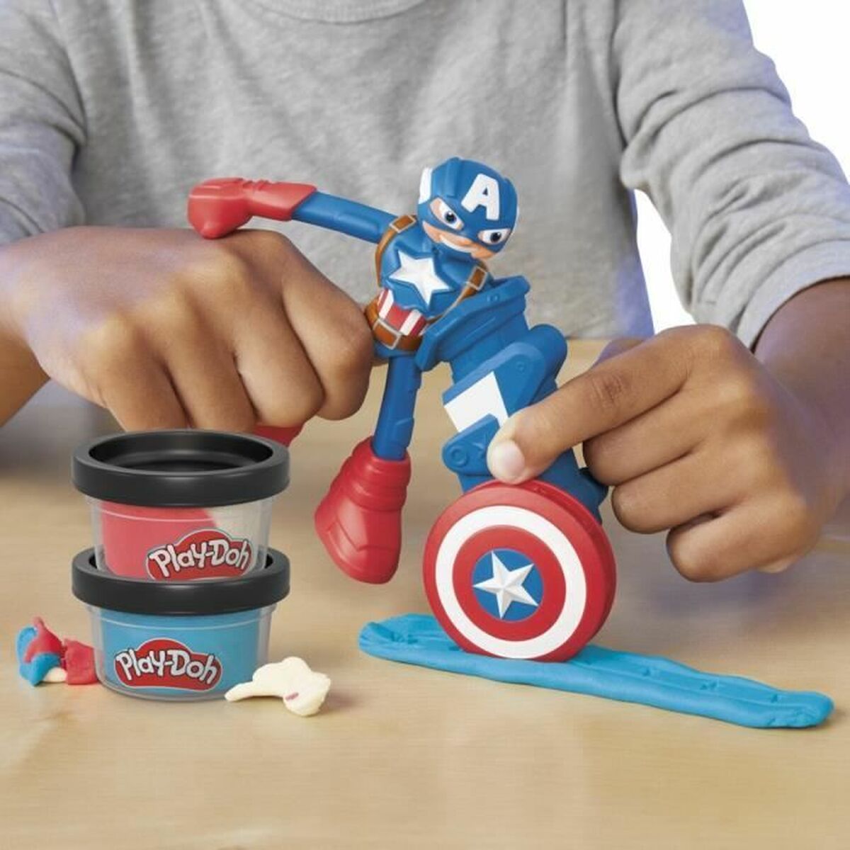 Plasticine Spel Play-Doh Capitán América Set Stamper Shield Multicolour