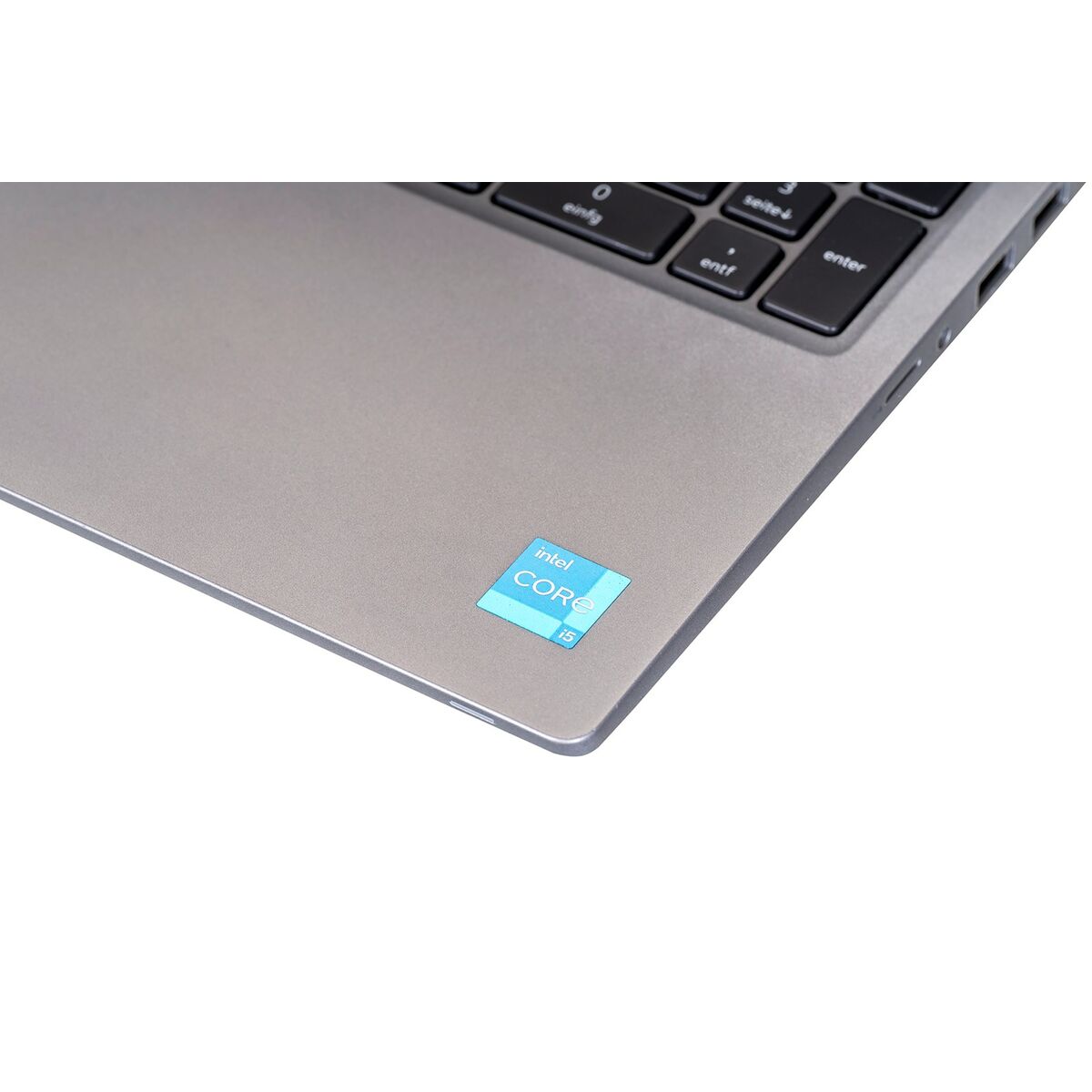 Picture of Laptop Dell LATITUDE 5521 15,6" i5-11400H 16 GB RAM 256 GB SSD (Refurbished A)