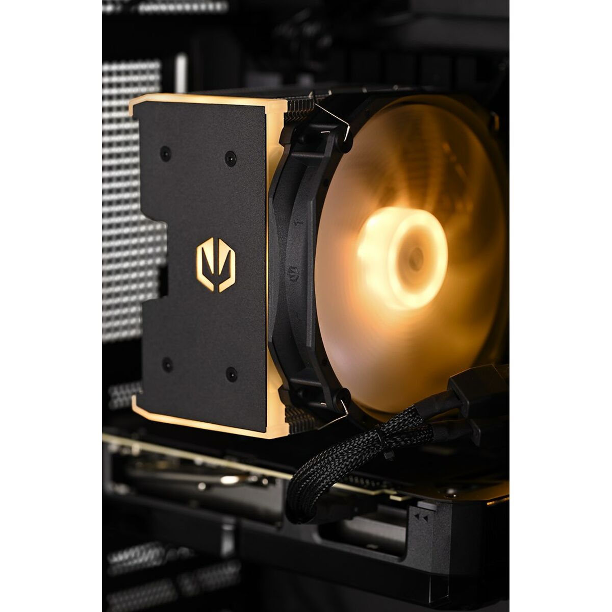 Afbeeldingen van Desktop PC Actina AMD Ryzen 5 7600 32 GB RAM 1 TB SSD AMD Radeon RX 7700 xt