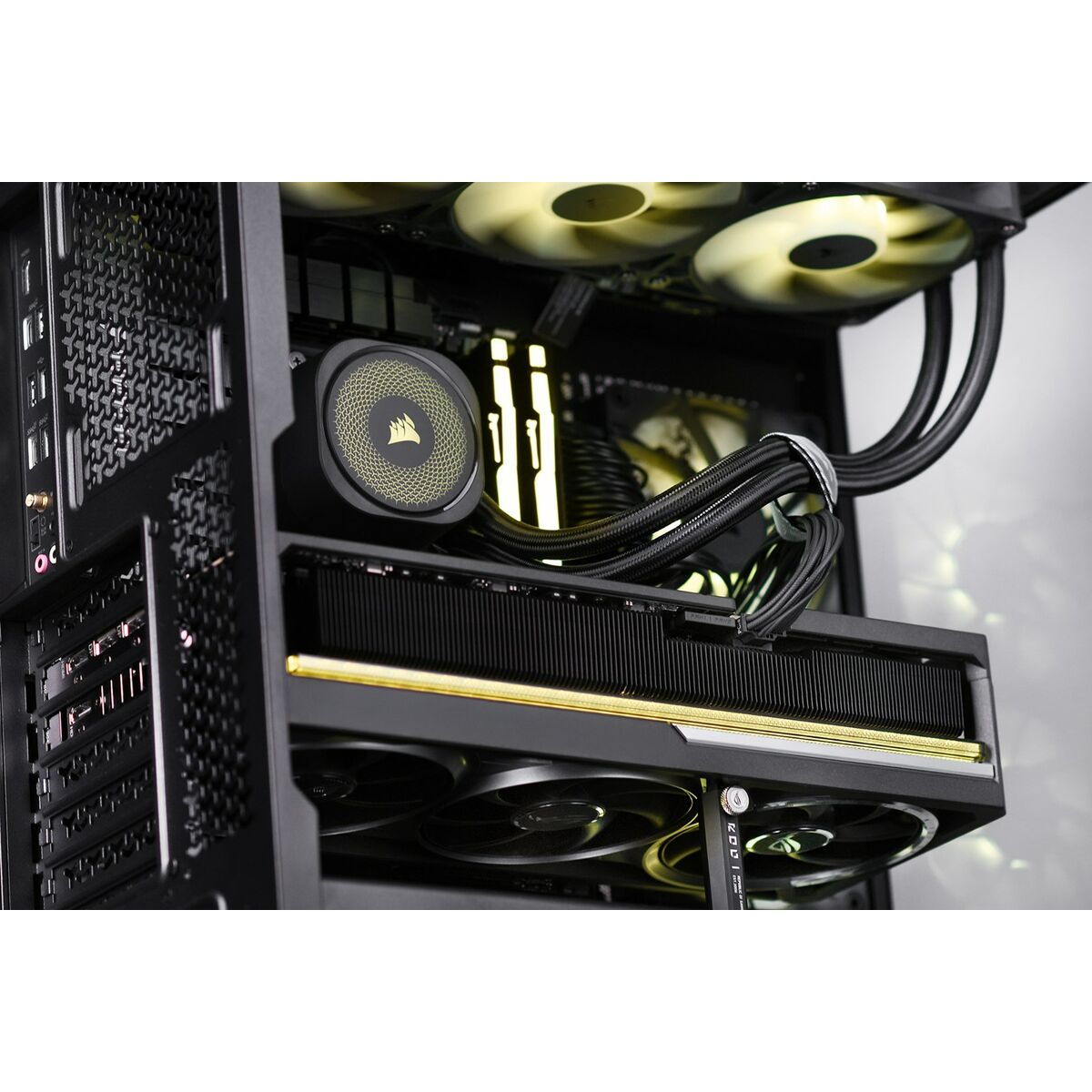 Afbeeldingen van Desktop PC Actina KOMACNGIP0215 AMD Ryzen 7 7800X3D 32 GB RAM 2 TB SSD RTX 5080