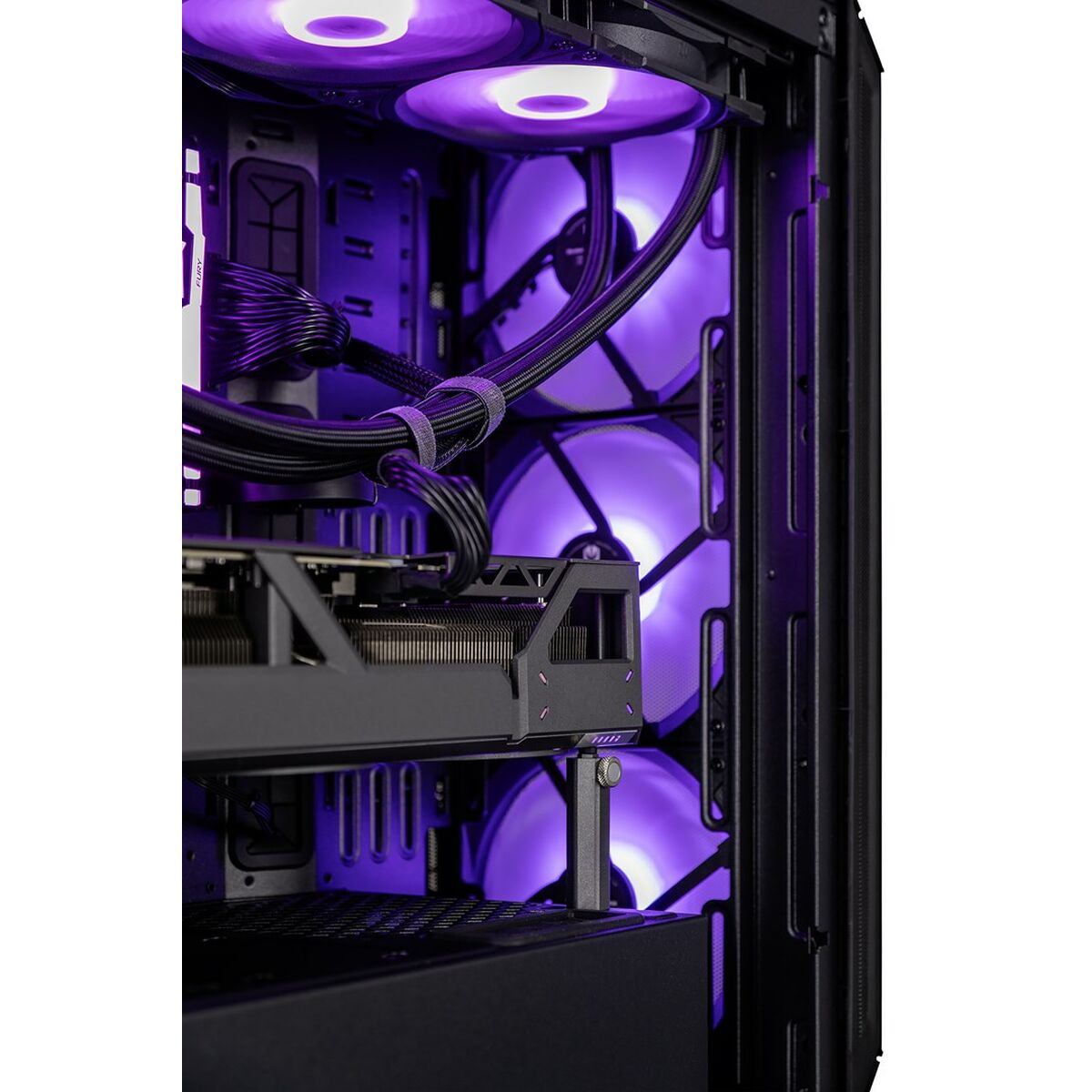 Afbeeldingen van Desktop PC Actina KOMACNGIP0411 AMD Ryzen 7 7800X3D 32 GB RAM 2 TB SSD RADEON RX 9070 XT