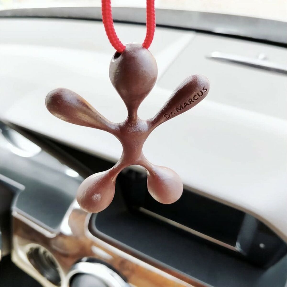 Image secondaire de Désodorisant Pour Voiture Dr Marcus Lucky Top Bois de cèdre Plastique Parfum Pendentif (12 Unités)