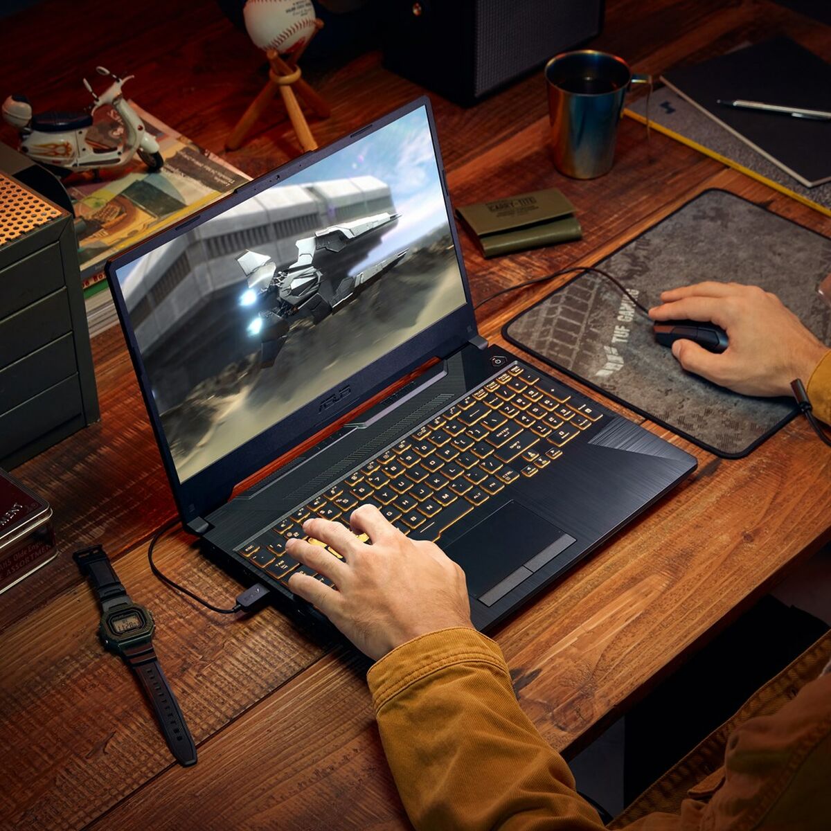 Afbeeldingen van Laptop Asus 90NR0JV7-M006Y0 15,6" AMD RYZEN™ 7 7435HS 16 GB RAM 512 GB SSD NVIDIA GeForce RTX 3050 (Refurbished A+)