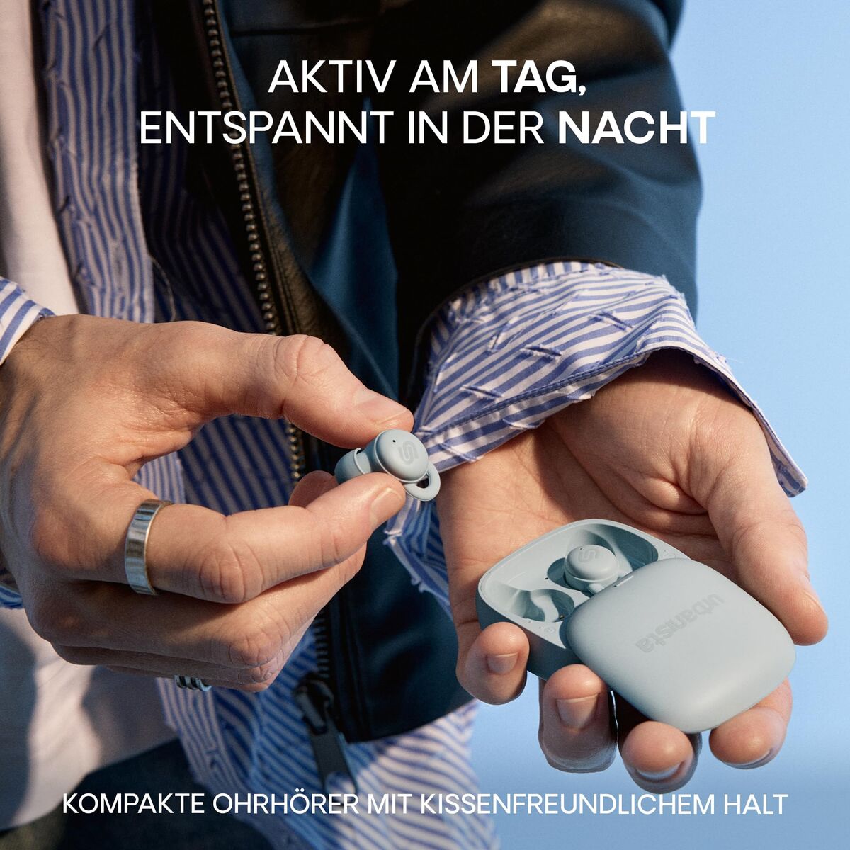 Picture of Wireless Earphones with Charging Case Urbanista Porto Blue