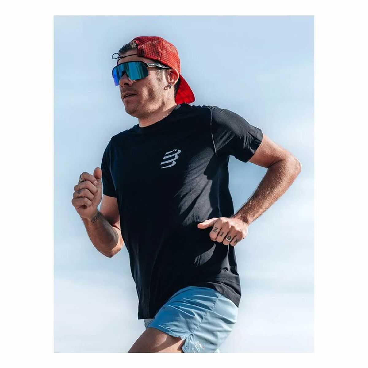 Mens Short Sleeve T-Shirt Compressport Performance Black