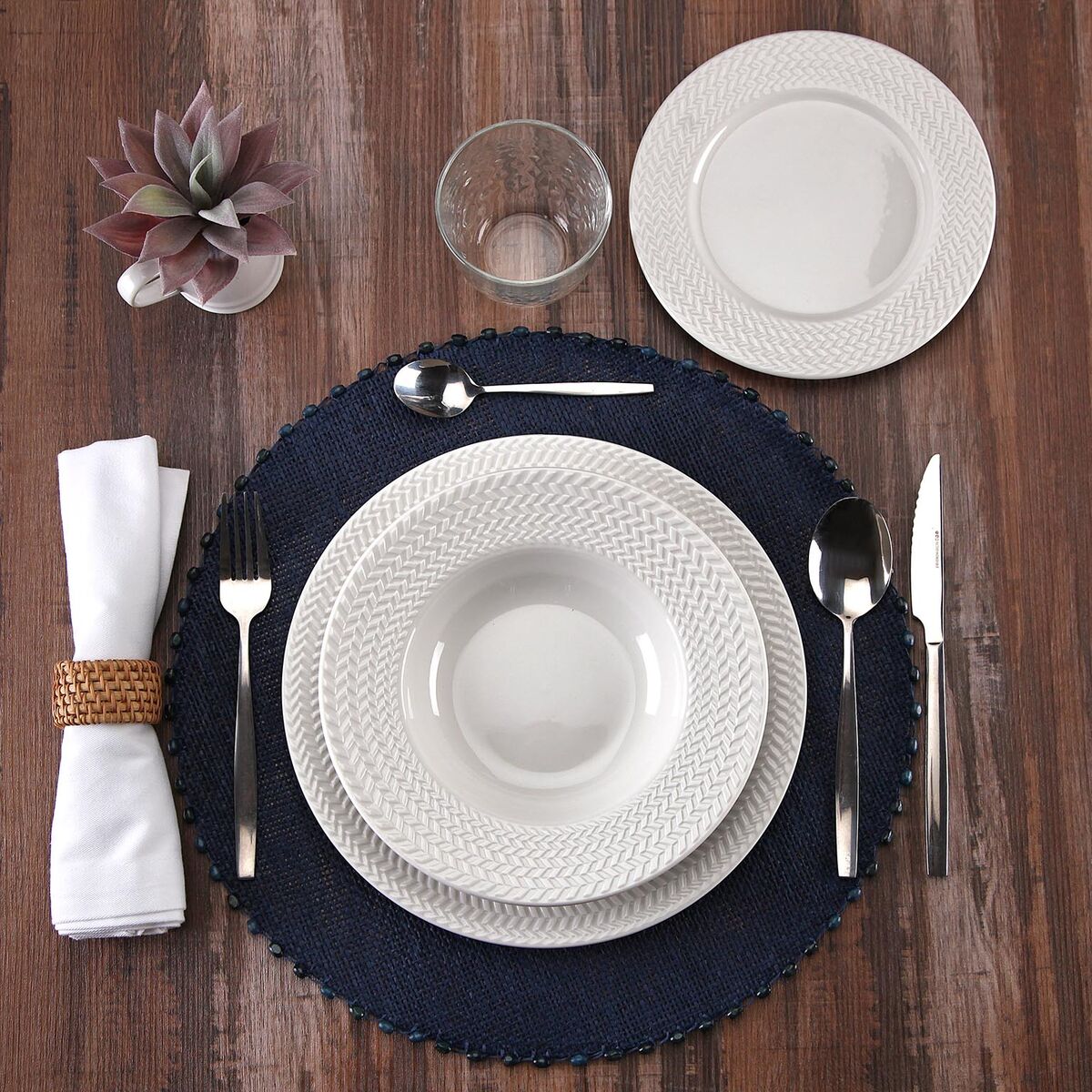 Image secondaire de Assiettes Versa Porcelaine 18 Pièces