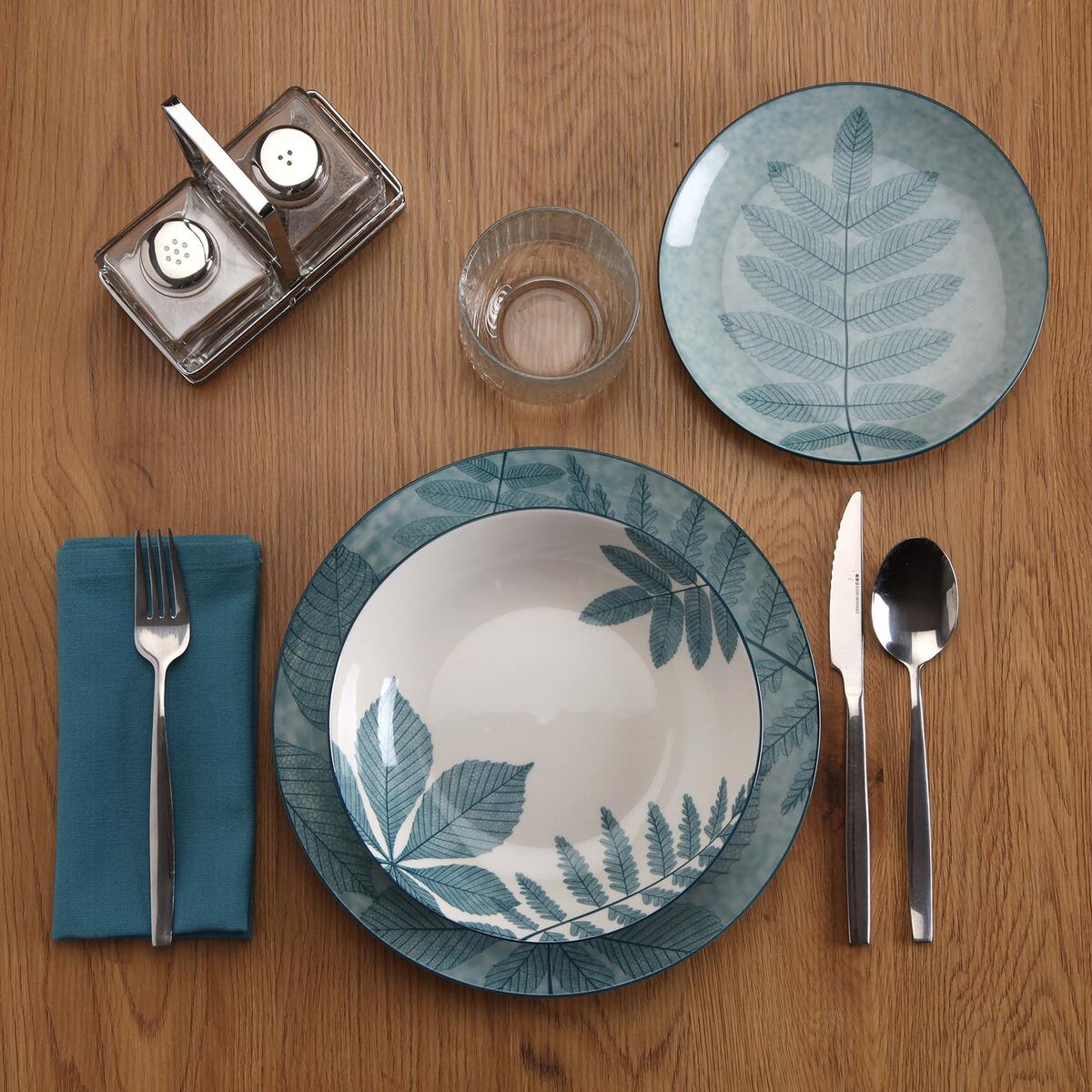 Image secondaire de Assiettes Versa Aylen Bleu Porcelaine 18 Pièces