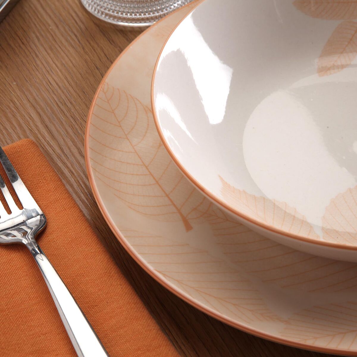Tableware Versa Aylen Beige Porcelain 18 Pieces, view 3