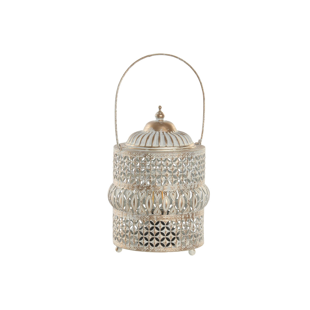 Свечи и подсвечники